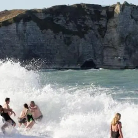 Hypercentre Duplex 50m De La Mer & Parking Étretat
